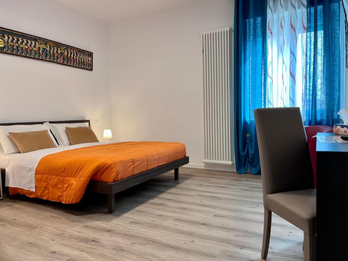 Verona Rooms 109 Екстер'єр фото